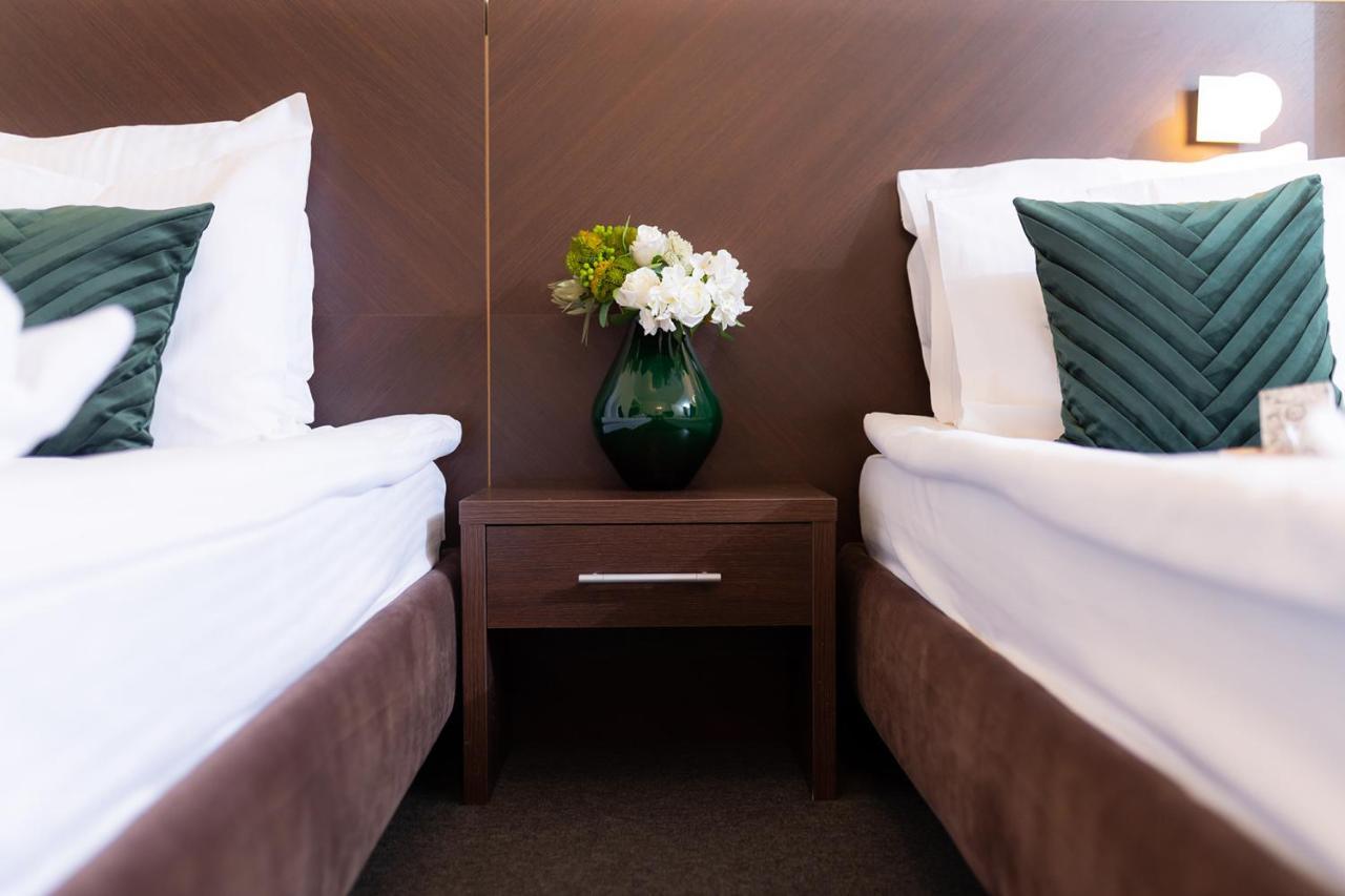 Hotel Terra Balneo Galati  Bagian luar foto