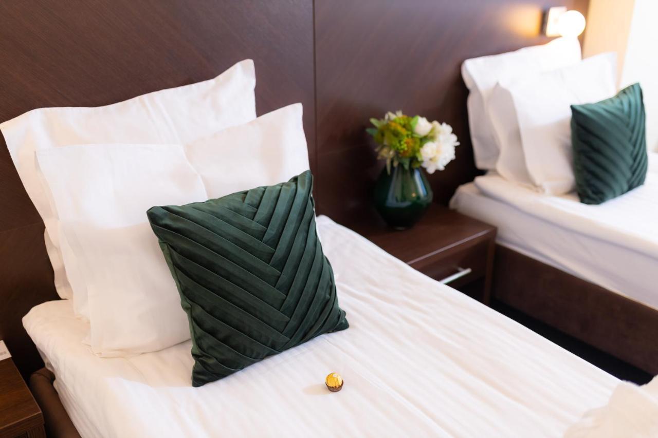 Hotel Terra Balneo Galati  Bagian luar foto
