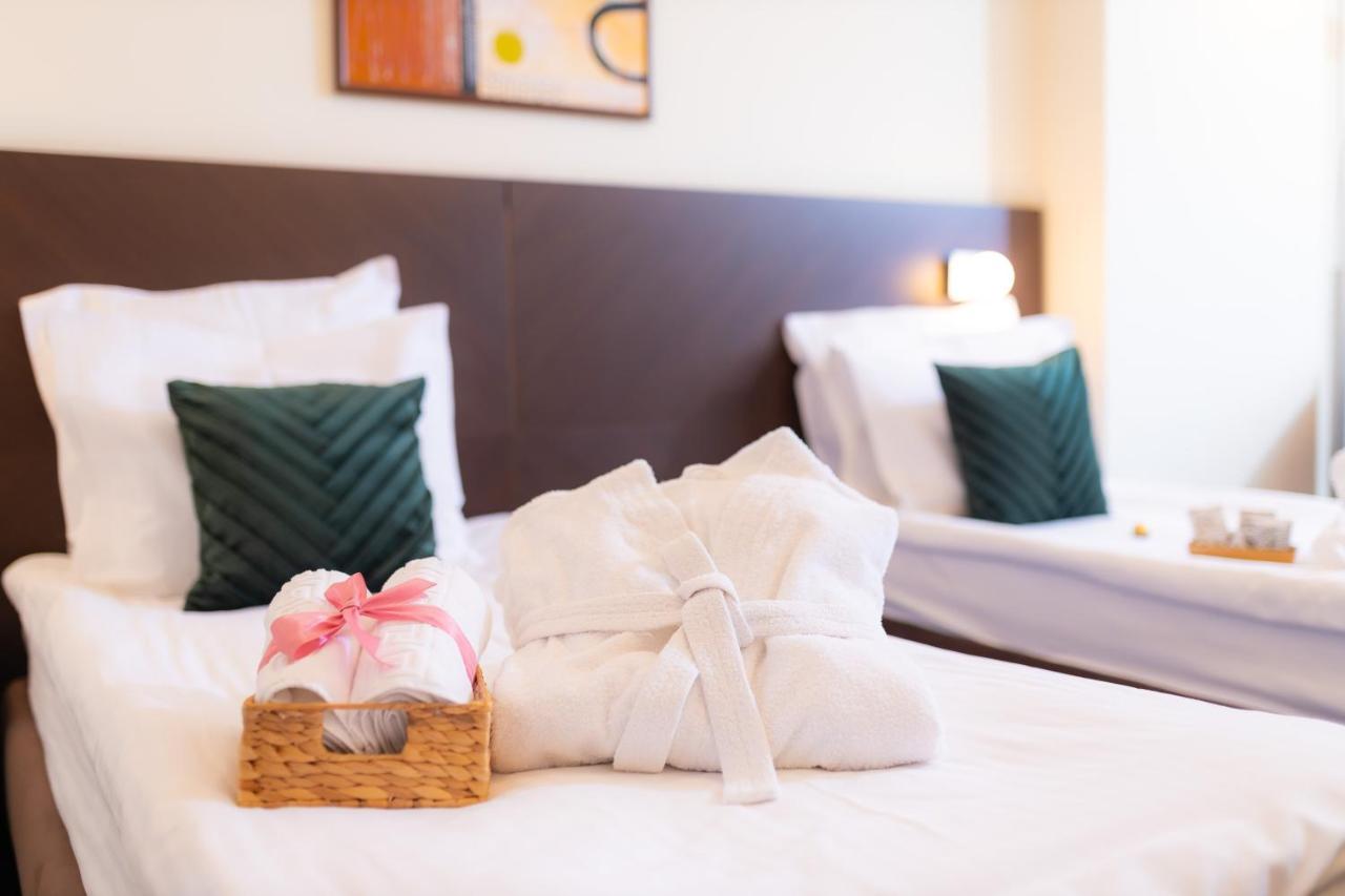 Hotel Terra Balneo Galati  Bagian luar foto
